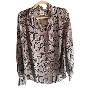 NWOT CAbi Style 3759 Chic Black and White Snake Print Blouse in Size M